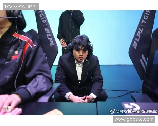 赛后分析FPX与LNG对决中的个人能力表现与战术影响
