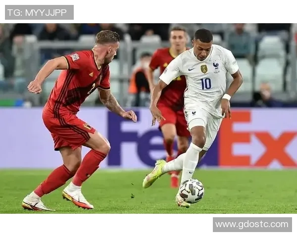 精彩足球对决瞬间比分揭晓 揭秘全球热赛最终战果与球队表现